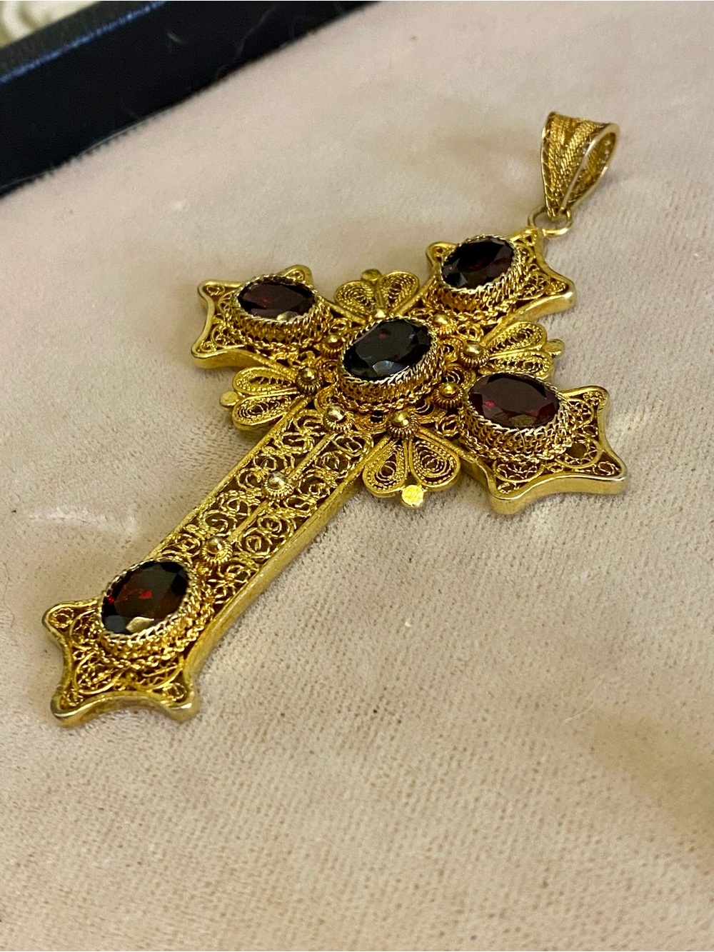 Vintage Gilt Sterling Silver Red Garnet Large Cross Pendant 925 - Picture 4 of 15